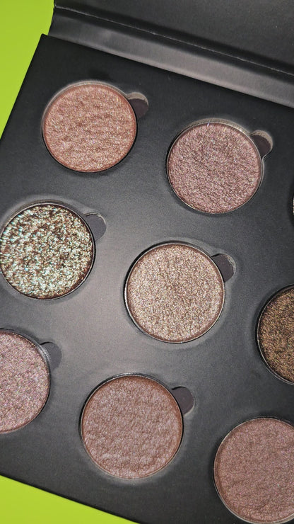 Walk in the woods eyeshadow palette