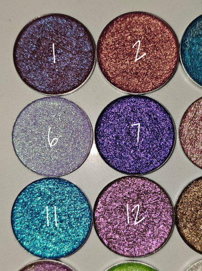 Pressed eyeshadow singles