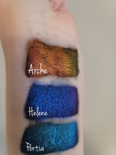 Load image into Gallery viewer, Multichrome eyeshadow singles
